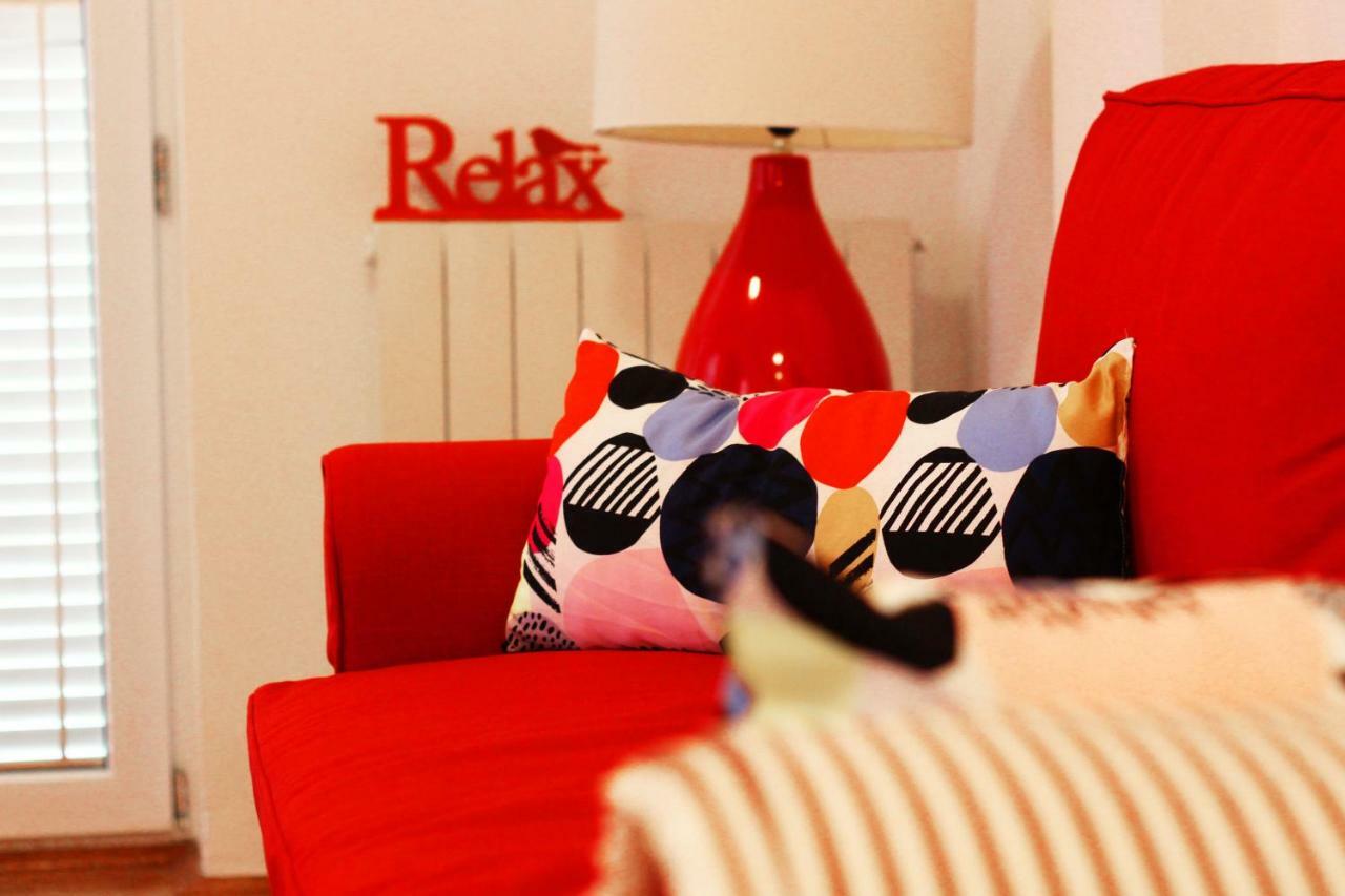Sunny Corner In City Center With Free Parking Apartment Пула Екстериор снимка